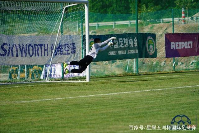 华子37分森林狼险胜快船止3连败 公牛逆转马刺