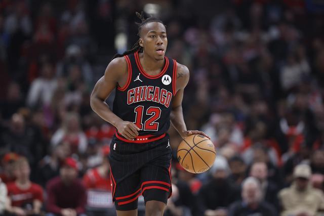 布朗33分广州力克深圳5连胜 同曦送江苏3连败