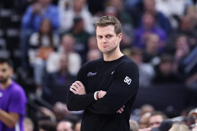 弗拉泰西：小时候踢前锋被迫改打中场